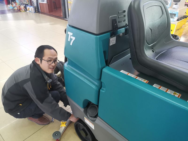 洗地機售后服務(wù)好，才值得購買