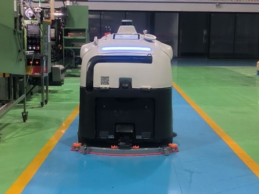 驚爆！電子廠國慶清潔工糾紛，坦力工業掃地機器人成救星