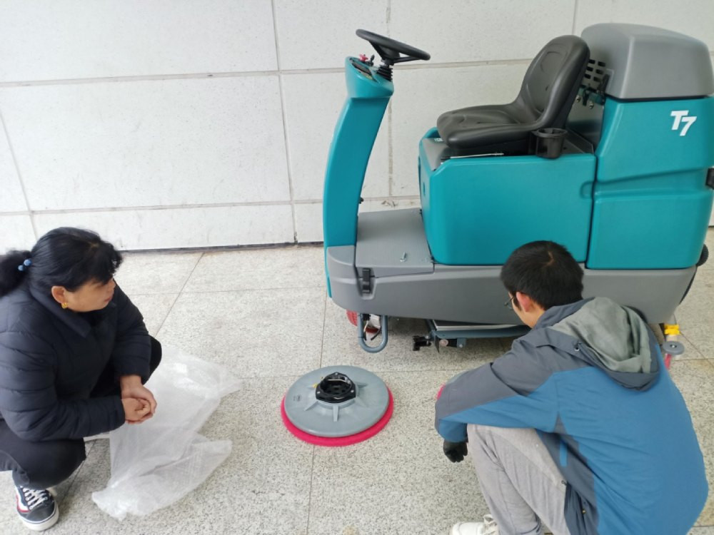 洗地機買了不到一年就出問題？可能是這些原因導致